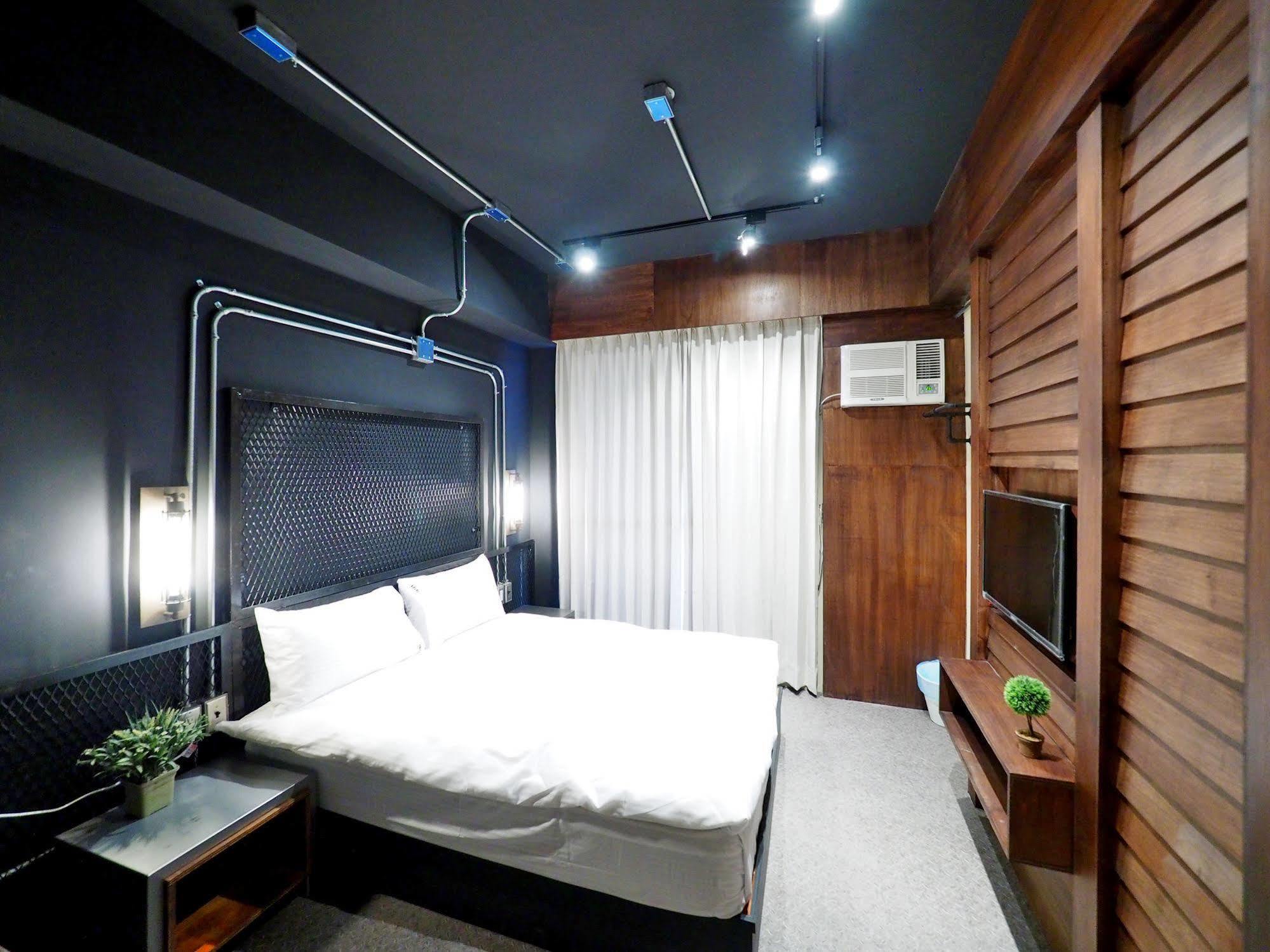 Loft Hostel Fengjia Tchaj-čung Exteriér fotografie